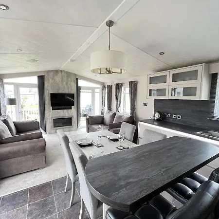 Waterside Lodge South Cerney Buitenkant foto